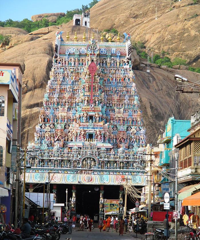 Thirupparankundram Murugan Temple gopuram and hill